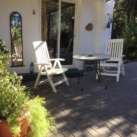 Finca El Rio, The Studio Self Catering With Pool And Hydrotherapy Jacuzzi Set In Beautiful Gardens, Guaro Exteriör bild